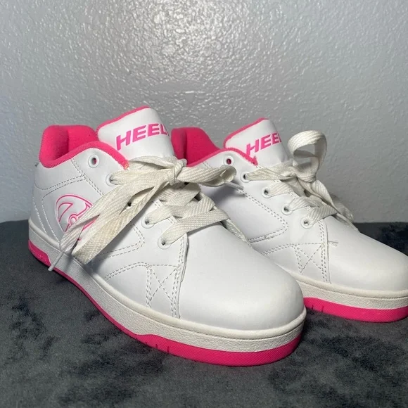 Heelys White and Pink Skate Shoes - Picture 2 of 8